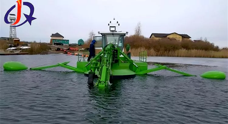 Amphibious Cutter Suction Dredger